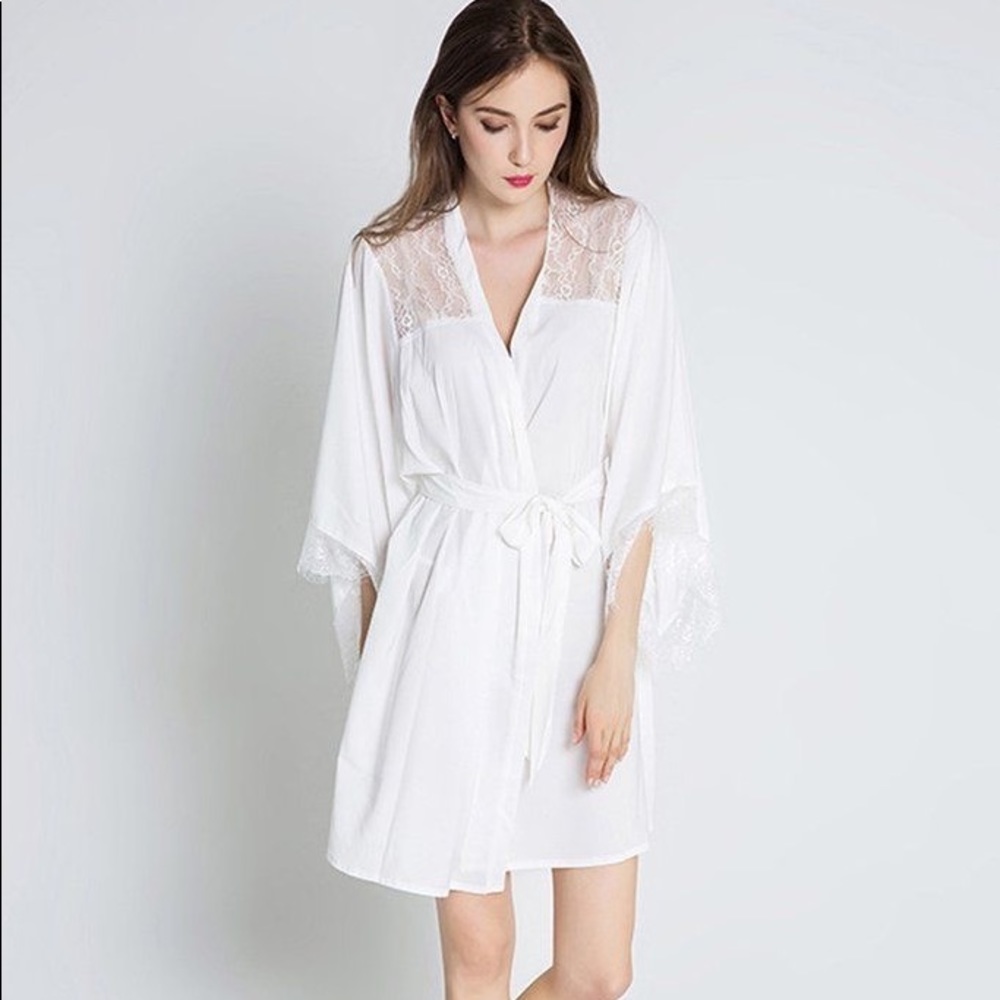 KIM + ONO Bridal Robe